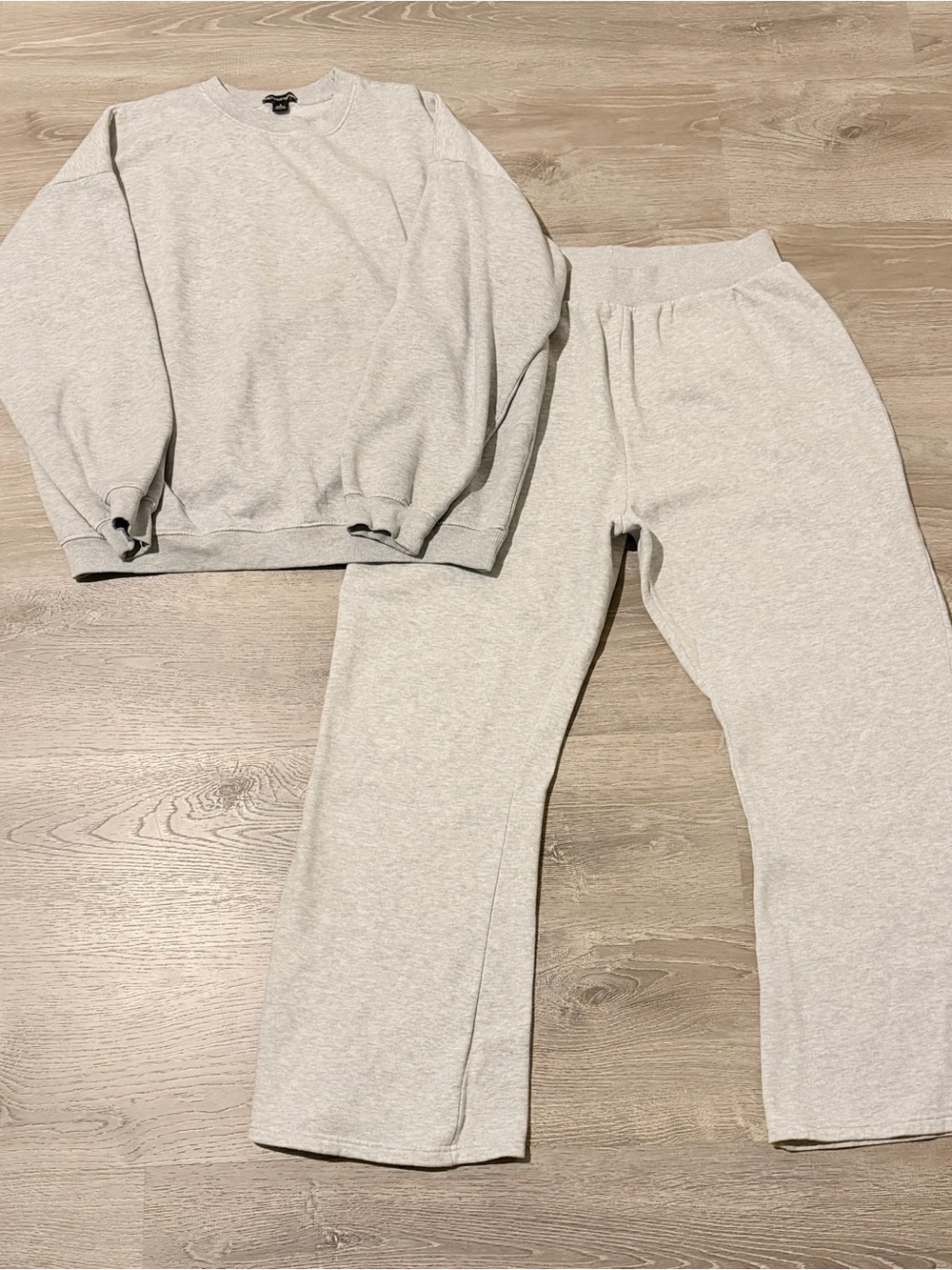 PrettyLittleThing Gray Oversized Sweatshirt Wide Leg Jogger Set